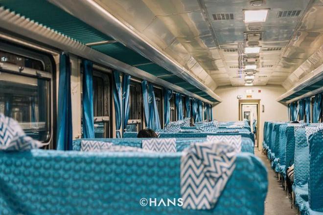 验!坐绿皮火车过武汉长江大桥AG真人游戏第一品牌限时体(图9) 验!坐绿皮火车过武汉长江大桥AG真人游戏第一品牌限时体(图9)