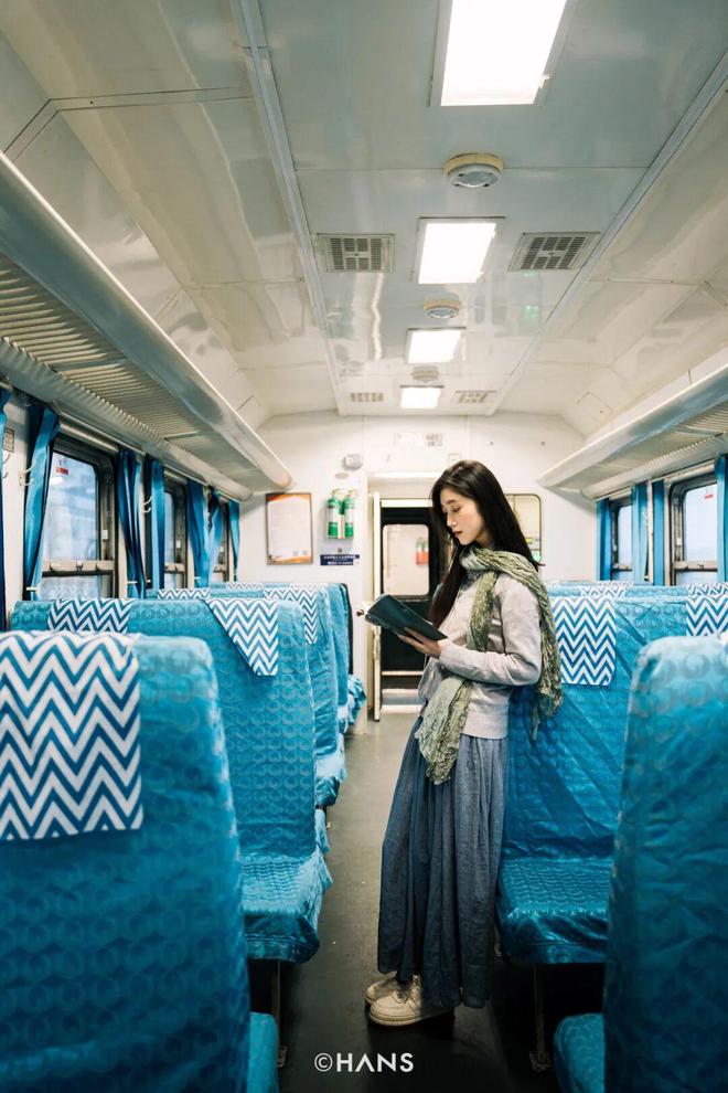 验!坐绿皮火车过武汉长江大桥AG真人游戏第一品牌限时体(图13) 验!坐绿皮火车过武汉长江大桥AG真人游戏第一品牌限时体(图13)